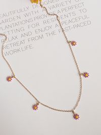 Minimal Flower Necklace| Perfect for Daily wear Minimal Flower Necklace| Perfect for Daily wear